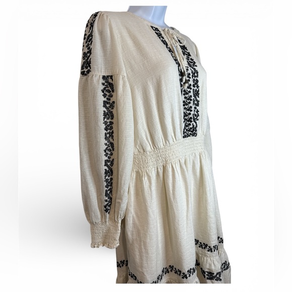Fat Face Ivory embroidered Black Long Sleeve Dress Size 8 - Picture 3 of 12